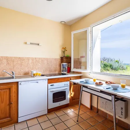 Trezen By Interhome